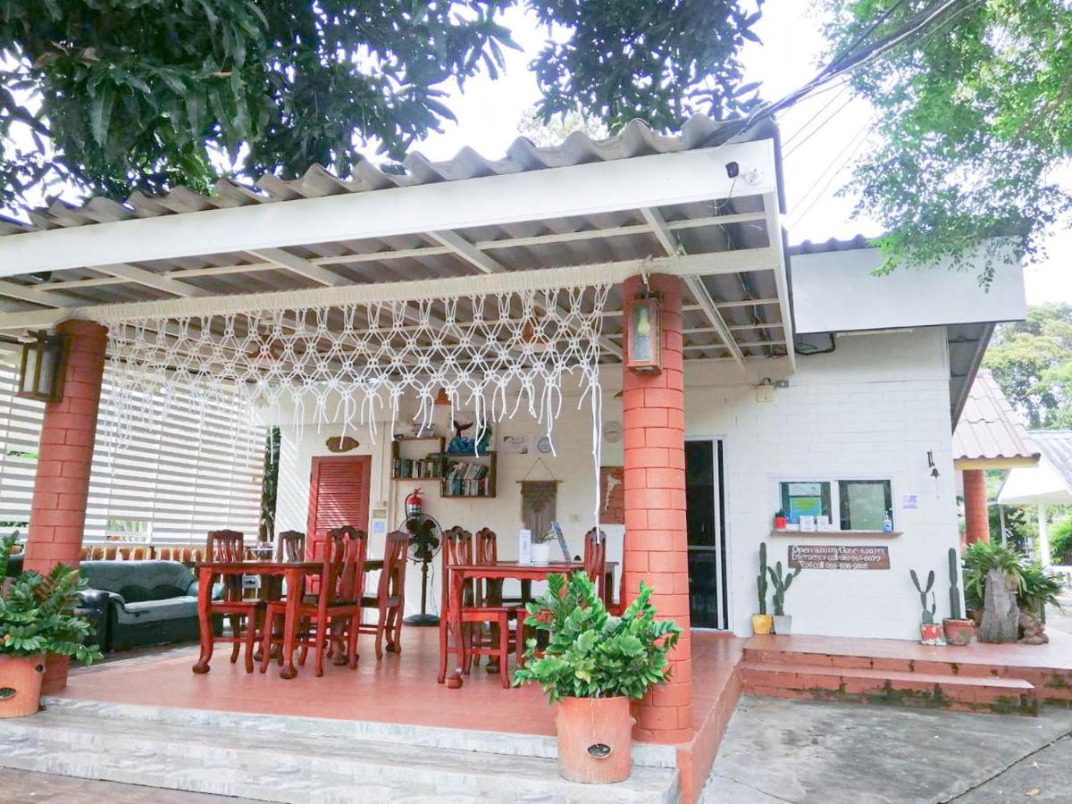 Samet Bellhouse Hotel Koh Samet Exterior photo
